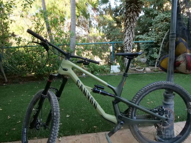 אופני canyon spectral cf7