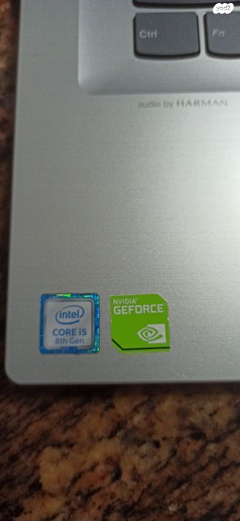 לפטופ Lenovo