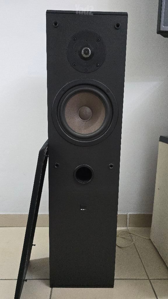 מערכת סטריאו ביתי קומפלט