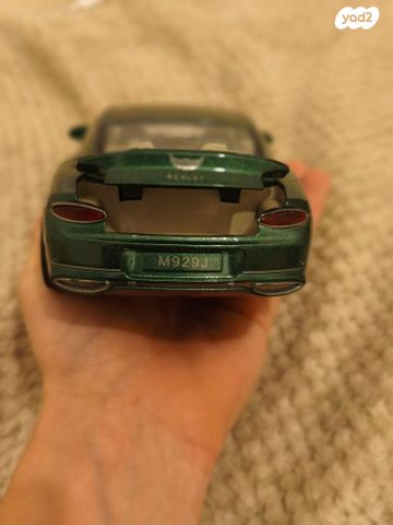 מכונית Bentley Continental GT