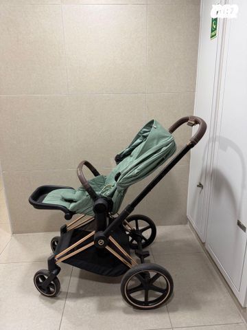 עגלה לתינוק cybex priam 4