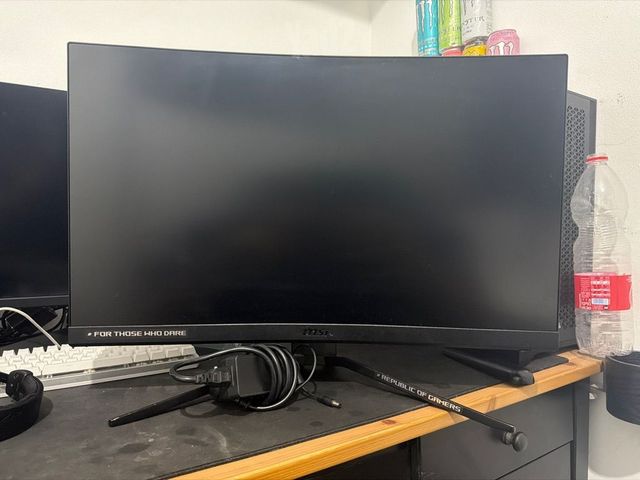 מסך מחשב של msi