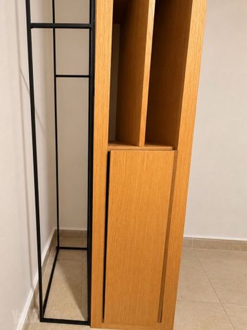 שידת עץ