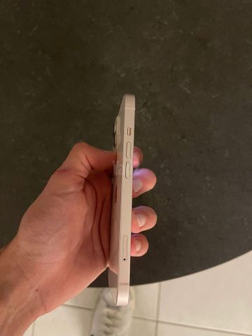 אייפון 13 ורוד
