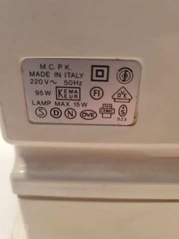 מכונת תפירה