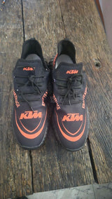 נעלים ktm