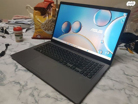 אסוס חזק i7