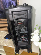 בידורית AKAI