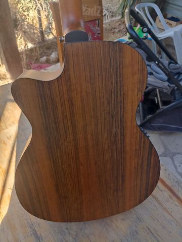 גיטרה Smiger LG07