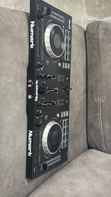 קונטרולר DJ