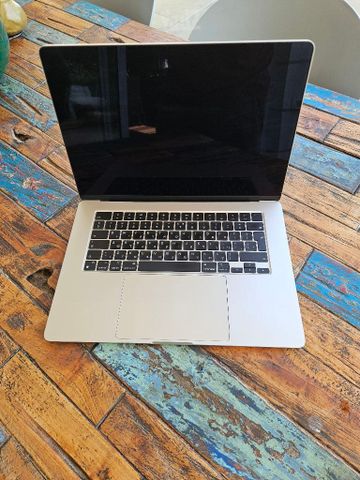 MacBook Air 15" M2 2023