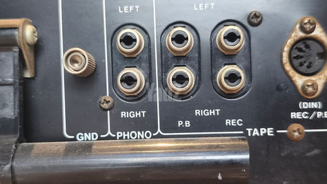 רסיבר AKAI AA810