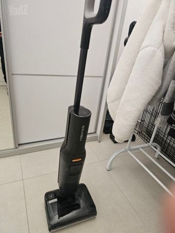 שואב שוטף