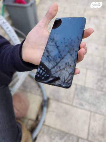 טלפון POCO c61