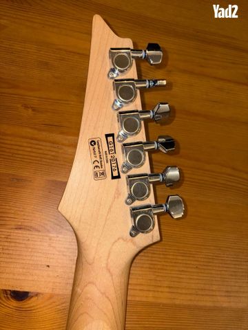 Ibanez gio silver 2013