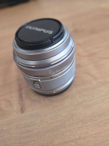 Olympus OM-D+4 עדשות