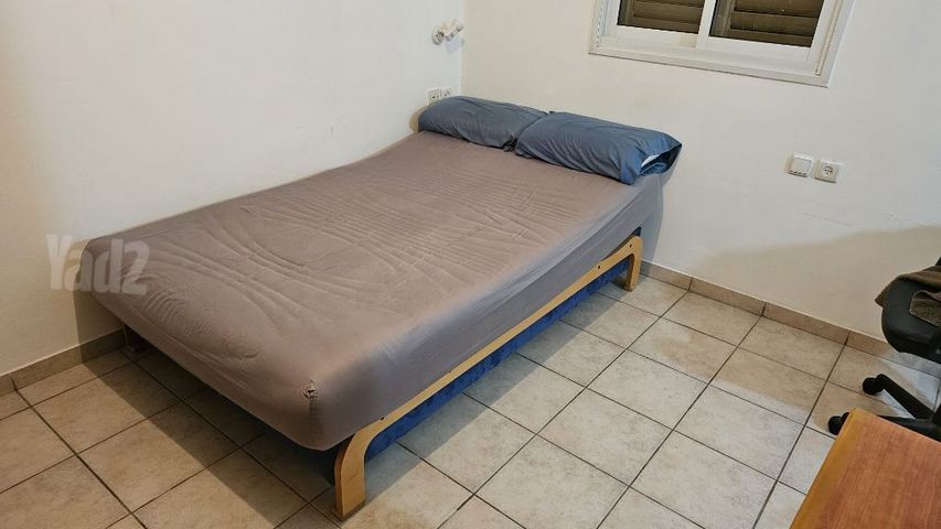 מיטה וחצי