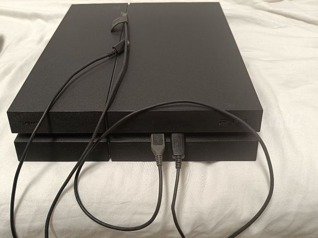 Sony PlayStation 4