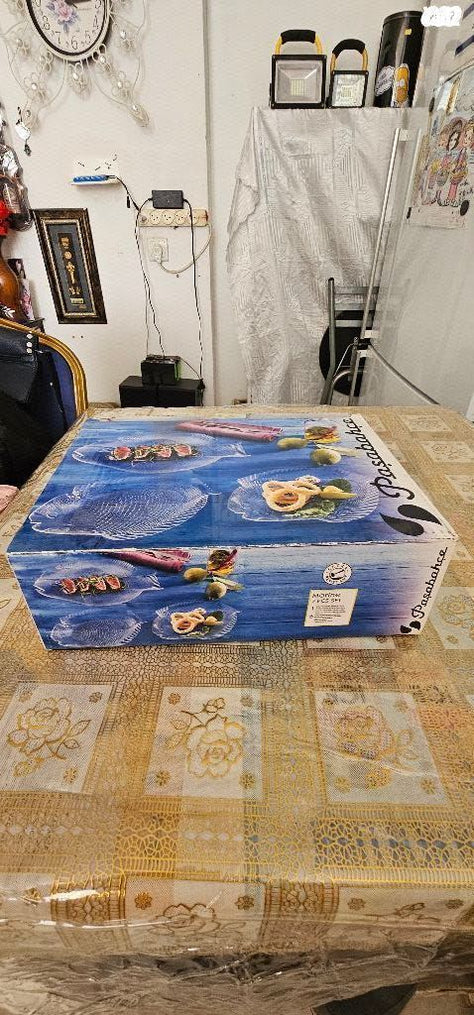 סט צלחות הגשה