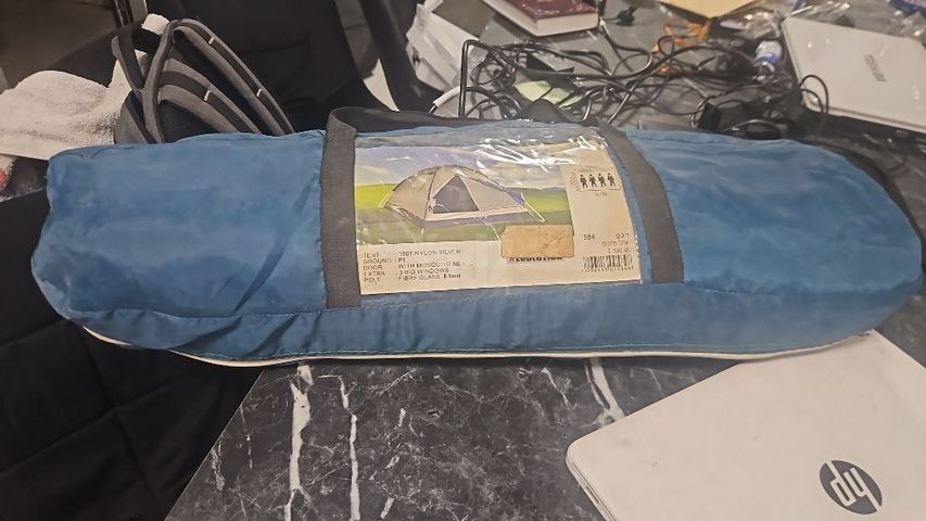 אוהל ל4 אנשים