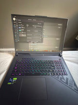 ASUS ROG Strix G814