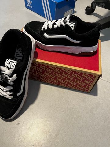 נעלי סניקרס vans