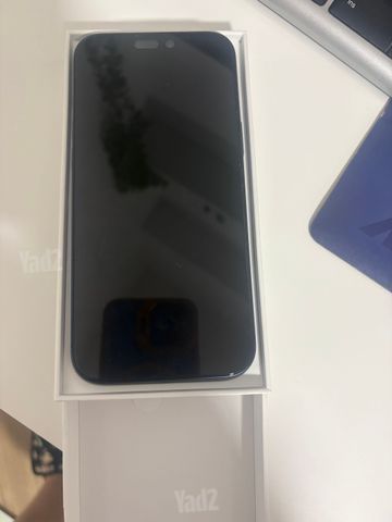 אייפון 17 רו מקס