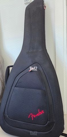 גיטרה חשמלית Fender