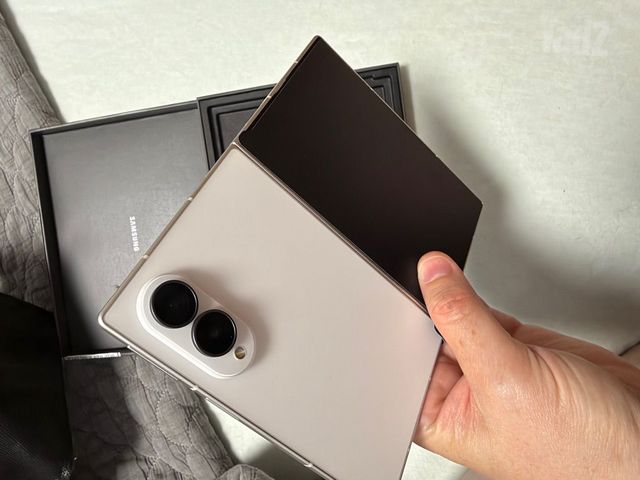Samsung Galaxy z fold8