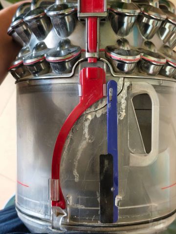 Dyson dc 52