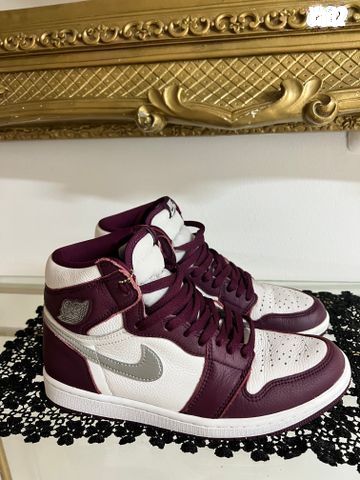 Nike Jordan 1 Bordeaux נייק