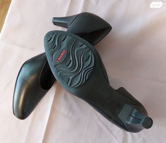 נעלי עקב מעור TSUBO נשים 38.5