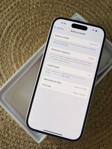 iPhone 15, 128GB