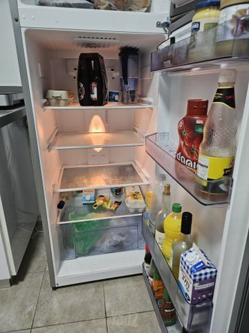 מקרר חדש