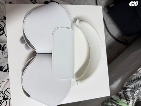 ‏אוזניות AirPods Max