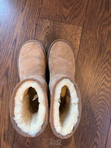 מגפי אגס(UGG)