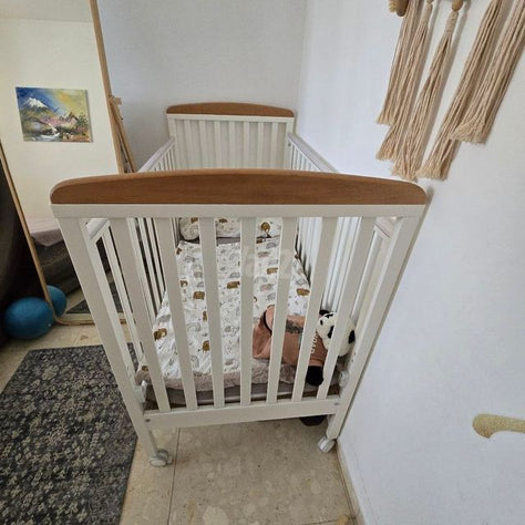 מיטת תינוק