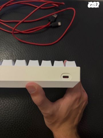 מקלדת Anne Pro 2