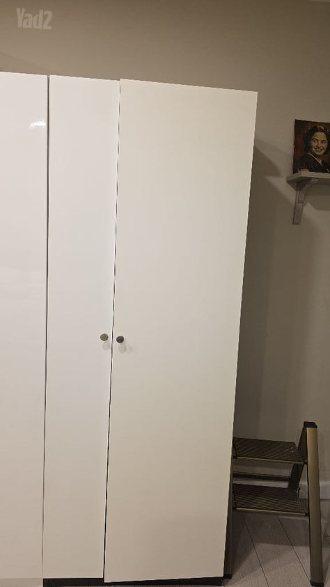 ארונות בגדים
