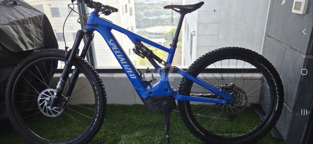 Specialized turbo levo comp