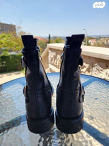 מגפיים