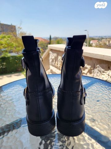 מגפיים