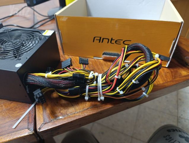 ספק כוח Antec VP500PC 500W