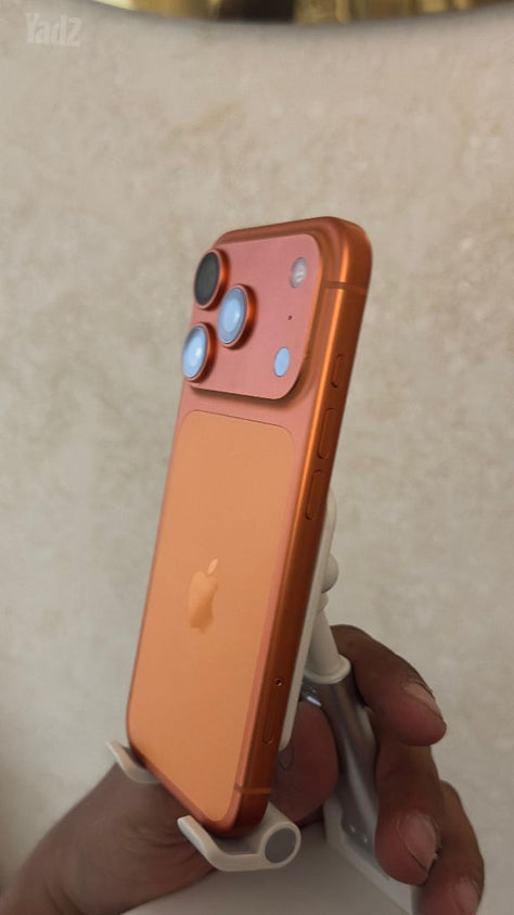 Iphone 17 pro 
256 g