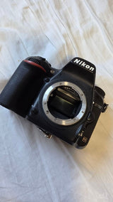 מצלמה ניקון D750