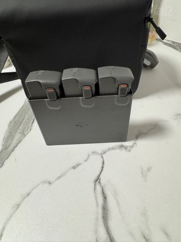 Avata 2 Hub + 3 Batteries