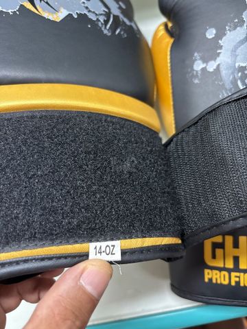 כפפות אגרוף Ghost 14OZ