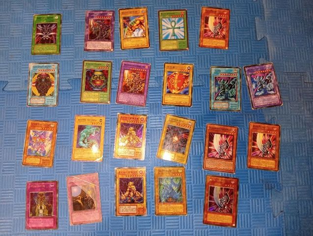 Yu gi oh! קלפים של