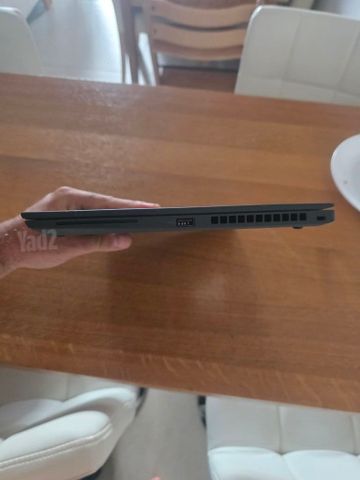 מחשב  t14s  i7 32 think pad