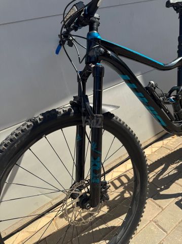 Giant Trance 29